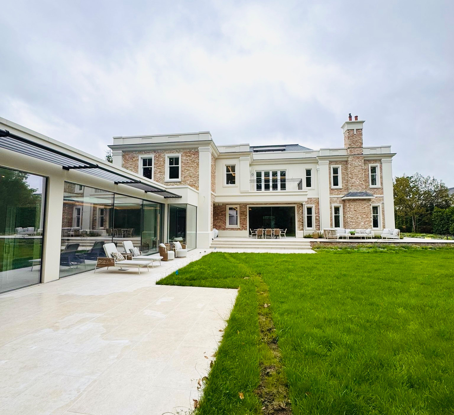 Cobham Alumminium Rainwater System Image
