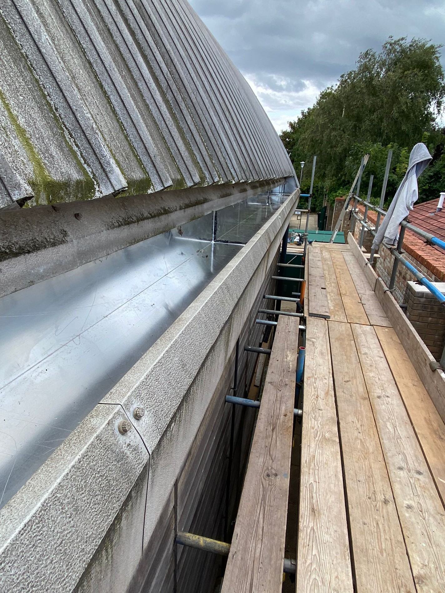 County Gutters Case Study St Lukes Junior School Image 1