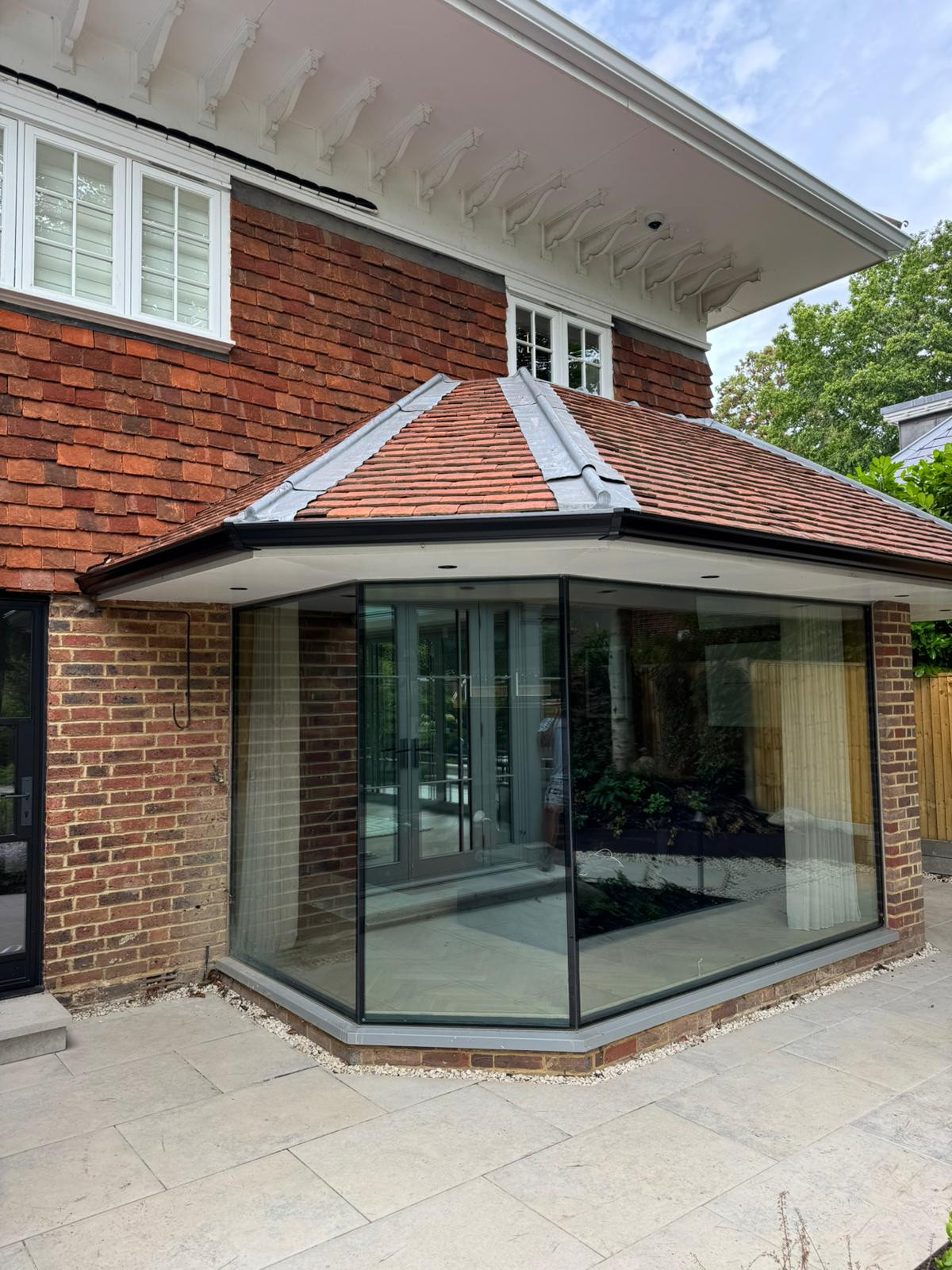 Seamless Aluminium Guttering Installation in Cobham
