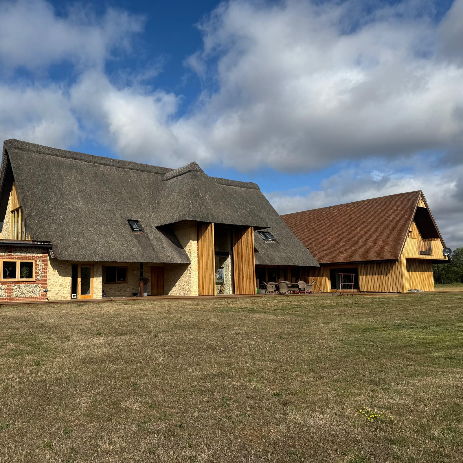 Seamless Aluminium Upgrade for Country House in Berkshire