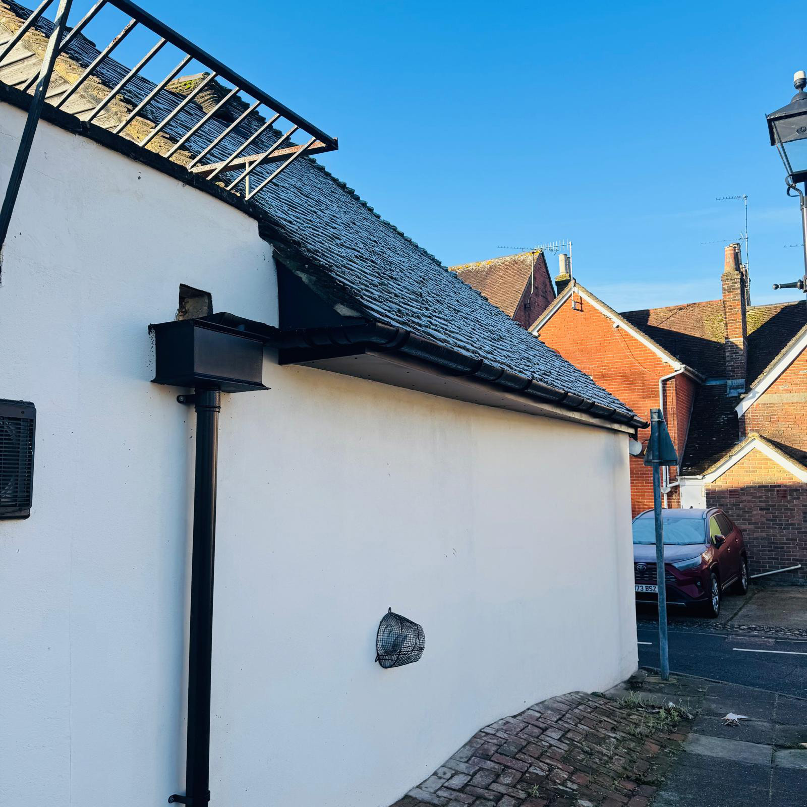 Social Club and Public Toilet Cast Aluminium Gutters
